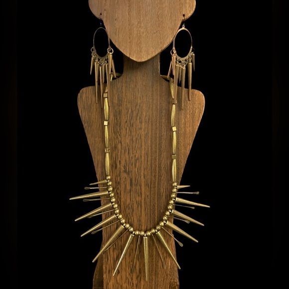 Bronze Spiked Necklace and earring set - Picture 1 of 9